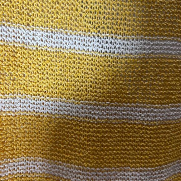 Zara Women’s V-Neck Striped Oversized Knitted Vest Yellow, Size Small - Picture 3 of 13
